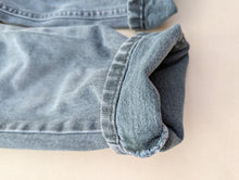 Load image into Gallery viewer, Faded Glory Spruce Jeans 4-5y
