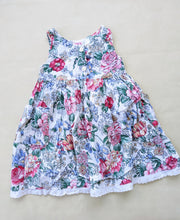 Load image into Gallery viewer, Floral Sundress with Lace Hem 4-5y
