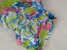Load image into Gallery viewer, Tropical Floral Shorts 3-4y READ
