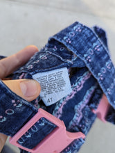 Load image into Gallery viewer, Lee Denim Overalls w Pink Buckles 3-4y
