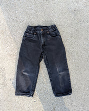 Load image into Gallery viewer, Levi&#39;s Orange Tab Black Jeans 4t
