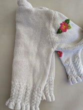 Load image into Gallery viewer, Polly Flinders Vintage Floral Sweater 4t
