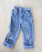 Load image into Gallery viewer, Oshkosh Baggy Jeans 6y
