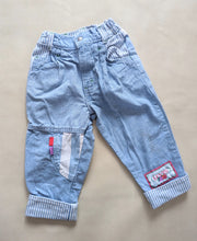 Load image into Gallery viewer, Levi&#39;s Fruit Patch Jeans 3t
