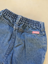 Load image into Gallery viewer, Oshkosh Mom Jeans 5y

