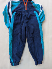 Load image into Gallery viewer, Sports Team Sweatshirt Pants Set 6y
