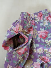 Load image into Gallery viewer, Mini Boden Purple Floral Pants 8-9y
