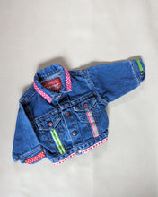 Load image into Gallery viewer, Levi&#39;s Jean Jacket 12m
