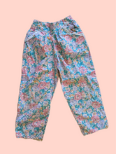 Load image into Gallery viewer, Floral Cotton High Waisted Pants 5t
