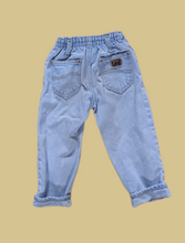 Load image into Gallery viewer, Lee Distressed Jeans 4t
